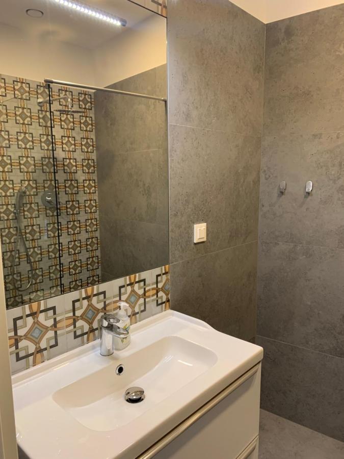 Nowe Apartamenty Zamkowa Vis A Vis Wawelu Краков Экстерьер фото