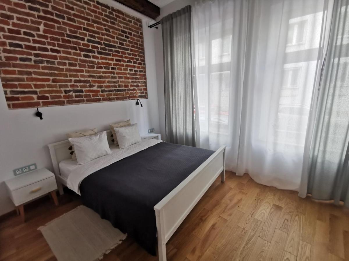 Nowe Apartamenty Zamkowa Vis A Vis Wawelu Краков Экстерьер фото
